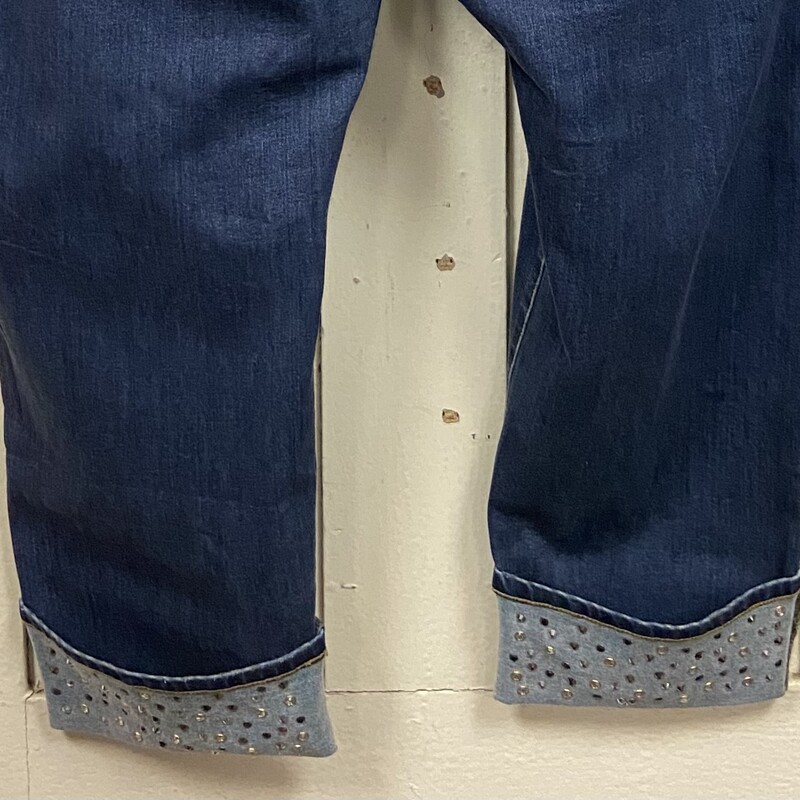 NWT Den Bling Cuff Jean<br />
Blue<br />
Size: 26 R $90