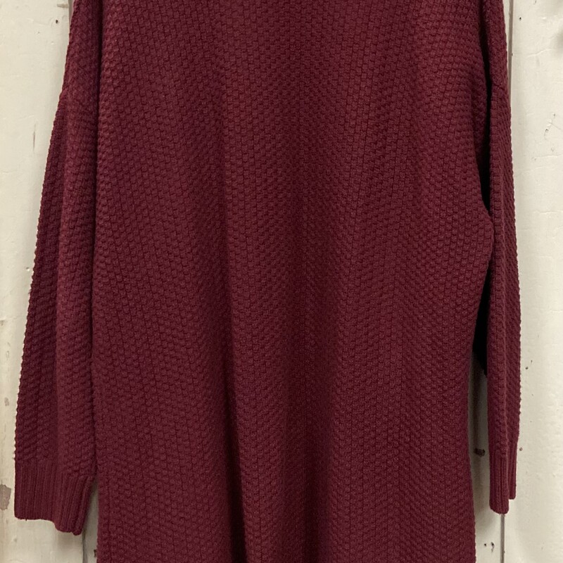 Mar Cable OS Cardigan<br />
Maroon<br />
Size: 2X