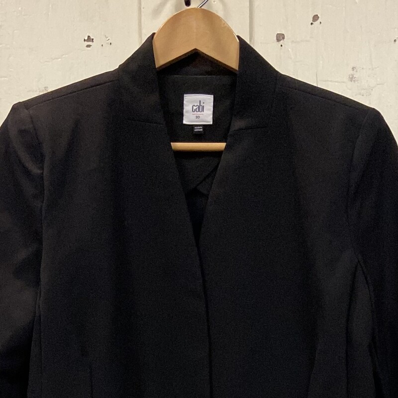 Black Blazer<br />
Black<br />
Size: 10