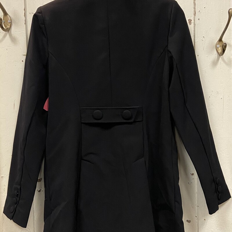 Black Blazer<br />
Black<br />
Size: 10