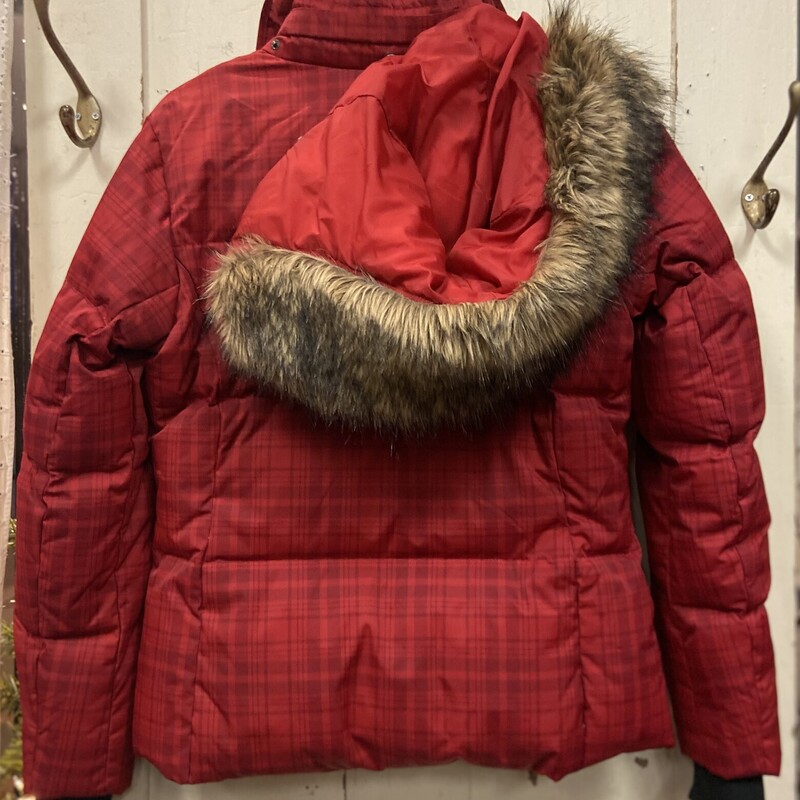 Red Plaid Down Coat<br />
Red<br />
Size: Medium