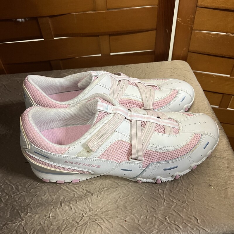 Pink/white Skechers, Size: 11