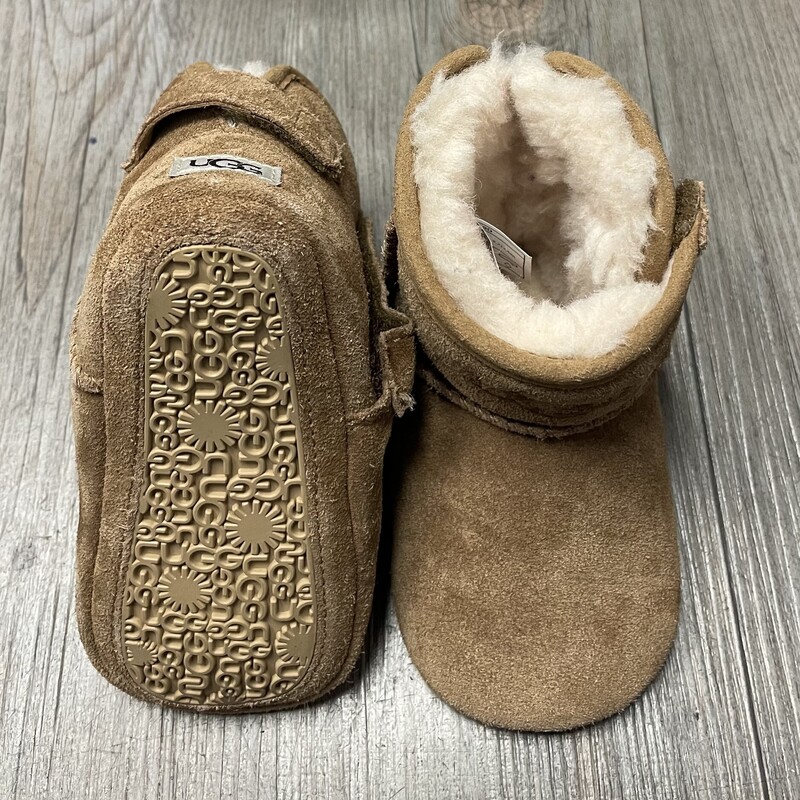 Ugg Jesse 11 Velcro, Brown, Size: 4-5T