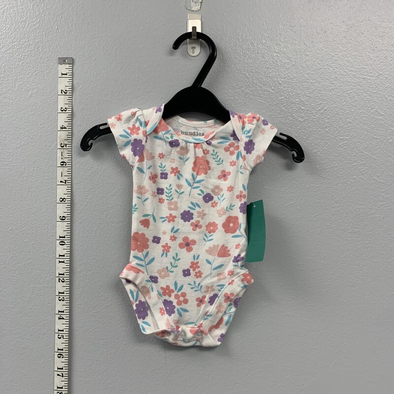 Bundles, Size: 0-3m, Item: Onesie