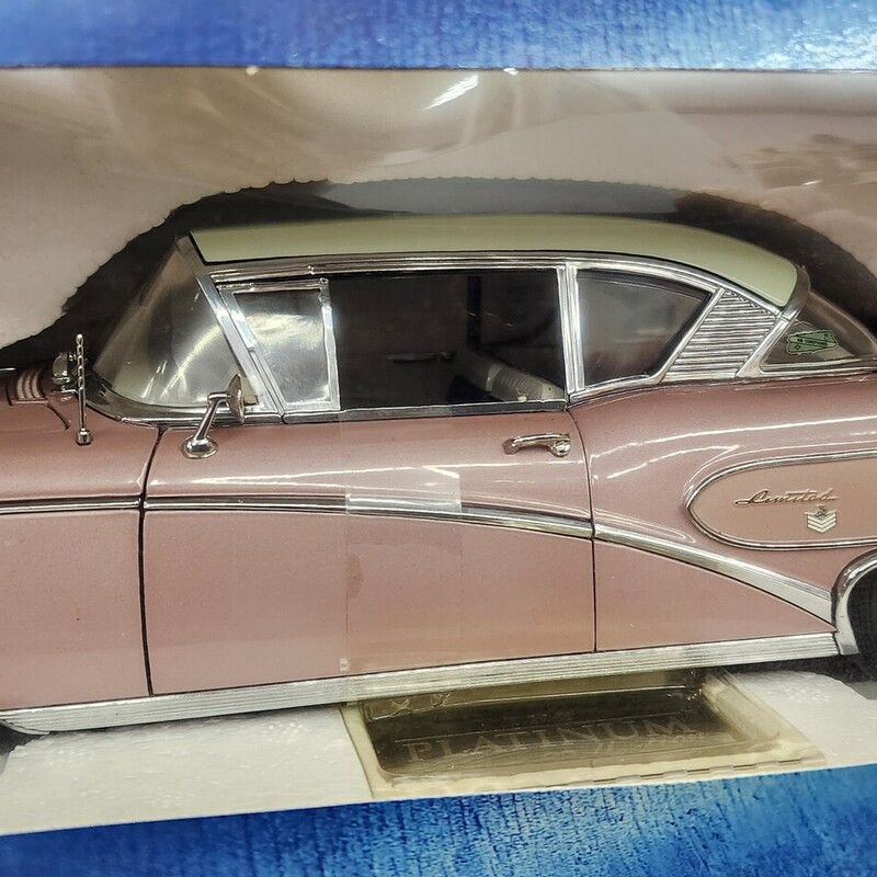 Sun Star Die Cast 1958 Buick Riviera, Size: In Box