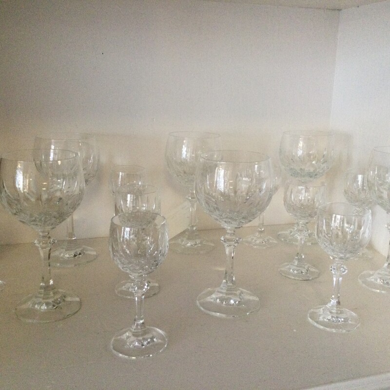 Vintage Crystal Glassware
Clear,
Size: Set Of 14