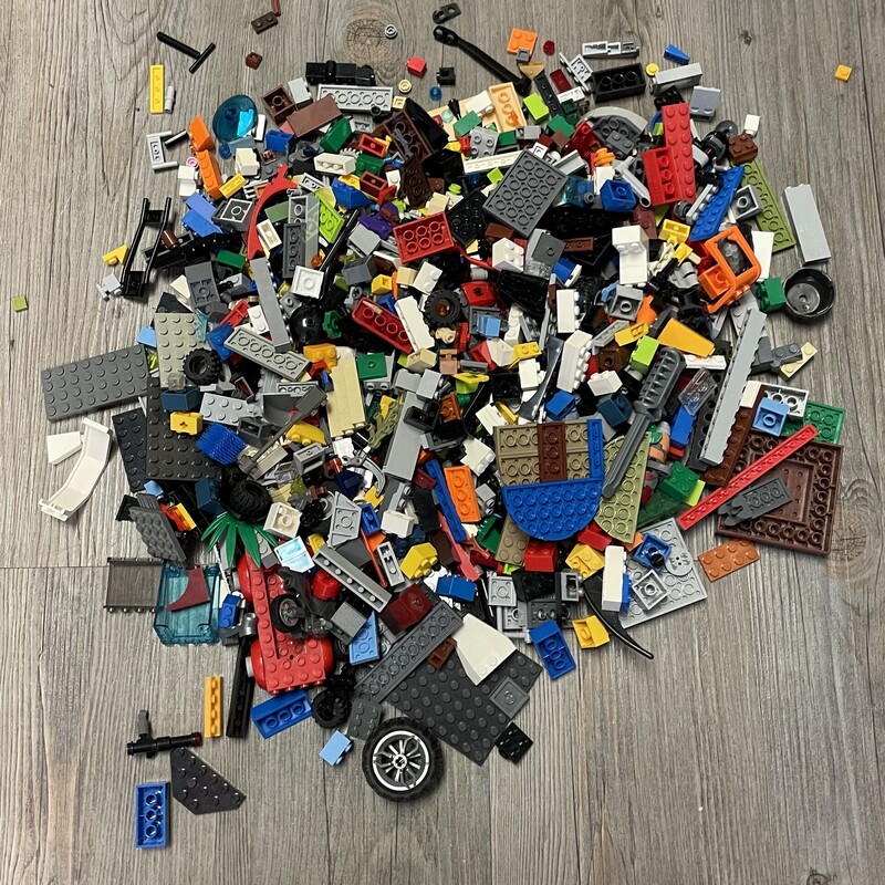 Assorted Lego, Multi, Size: Pre-wned