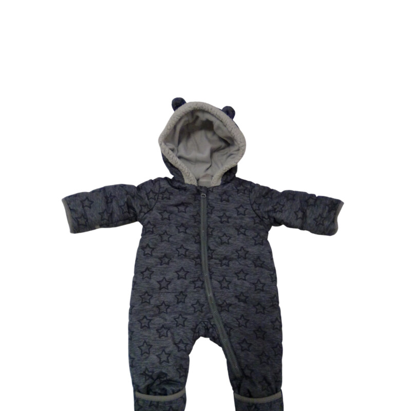 Snow Suit: Grey Stars, Boy, Size: 0/3m

Located at Pipsqueak Resale Boutique inside the Vancouver Mall, Suite 230, (upstairs between Round 1 and Golds Gym) or online at: #pipsqueakresale

All items are photographed prior to being steamed. Cross posted, items are located at #PipsqueakResaleBoutique, payments accepted: cash, paypal & credit cards. Any flaws will be described in the comments. More pictures available with link above. Local pick up available at the #VancouverMall, tax will be added (not included in price), shipping available (not included in price, *Clothing, shoes, books & DVDs for $6.99; please contact regarding shipment of toys or other larger items), item can be placed on hold with communication, message with any questions. Join Pipsqueak Resale - Online to see all the new items! Follow us on IG @pipsqueakresale & Thanks for looking! Due to the nature of consignment, any known flaws will be described; ALL SHIPPED SALES ARE FINAL. All items are currently located inside Pipsqueak Resale Boutique as a store front items purchased on location before items are prepared for shipment will be refunded.

#resalerocks #shopsmall #pipsqueakresale #shopvanmall #vancouverwa #portland #reusereducerecycle #fashiononabudget #chooseused #consignment #savemoney #shoplocal #weship  #shopvanmall #vancouvermall #vancouver #vancouverwashington #keepusopen #shoplocalonline #resale #resaleboutique #mommyandme #minime #fashion #reseller #usedclothing #usedtoys #secondhand #consign #store #clothes #womensclothes #kidsclothes #shopvancouvermall