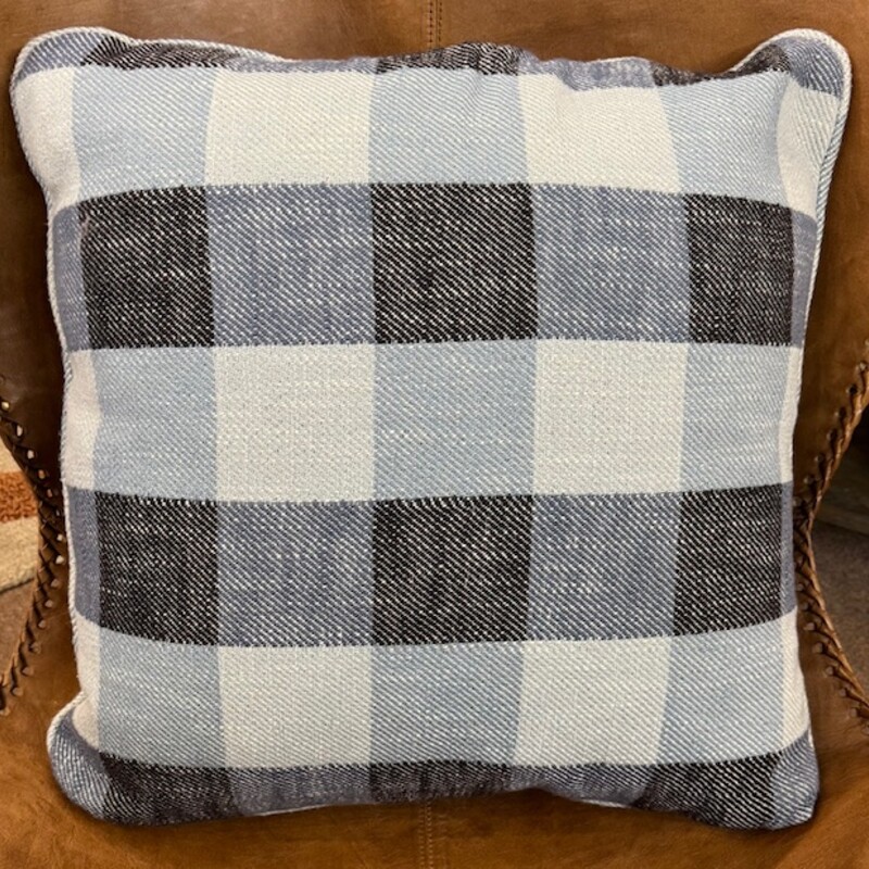 Plaid Down Pillow
Blue Black
Size: 20x20