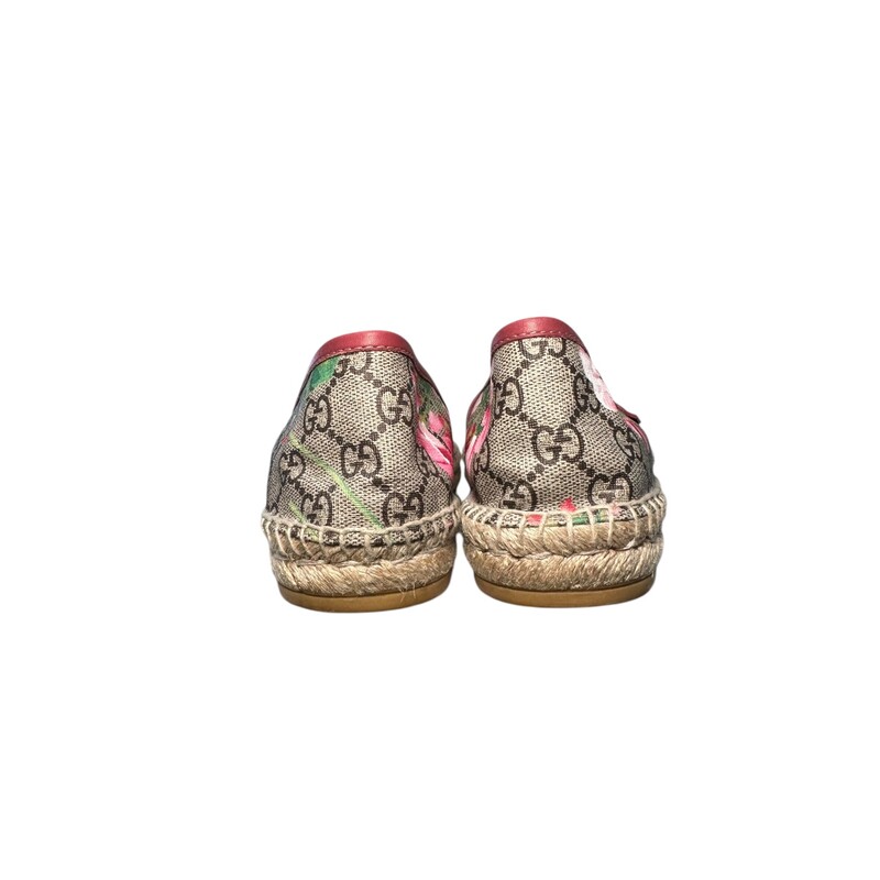 Gucci Bloom Espadrilles Monogram<br />
<br />
Size: 40<br />
<br />
Style Code:427110<br />
<br />
<br />
Very Good condition.<br />
<br />
<br />
<br />
Comes with original dust bag and box.