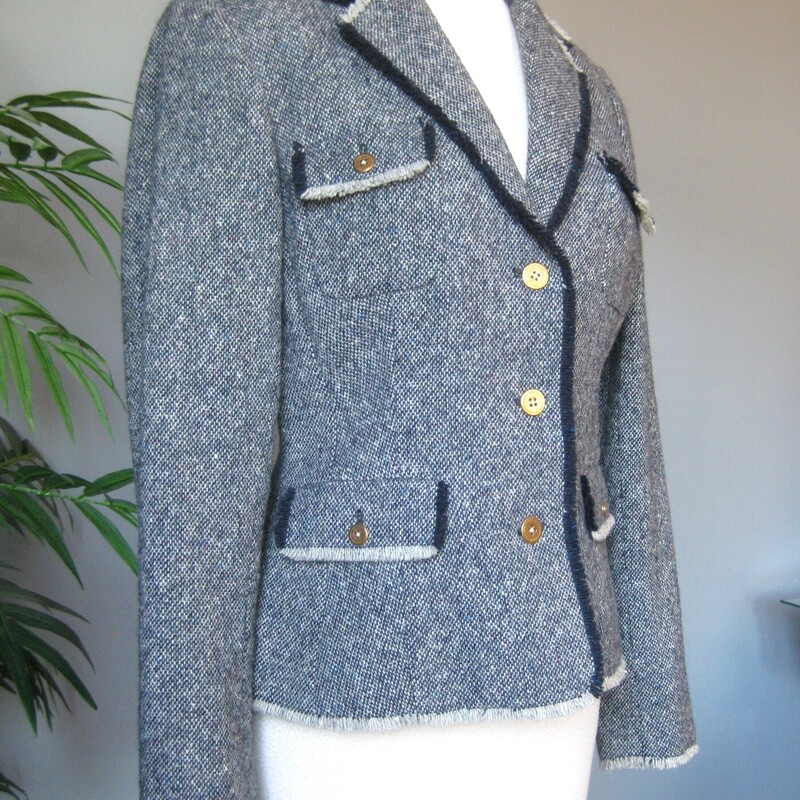 Stunning classic blazer with high end details inside and out<br />
Blue wool tweed w gorgeous silk equestrian print lining.<br />
all four pockets work<br />
the edges have delicate fringe a la you know who!<br />
Gold buttons<br />
Size 6<br />
flat measurements:<br />
shoulder to shoulder: 15.5<br />
armpit to armpit: 18.5<br />
waist area: measured on the outside: 16<br />
width at hem: 19<br />
length: 24<br />
underarm sleeve seam length: 17<br />
<br />
perfect condition!<br />
thanks for looking!<br />
#80828