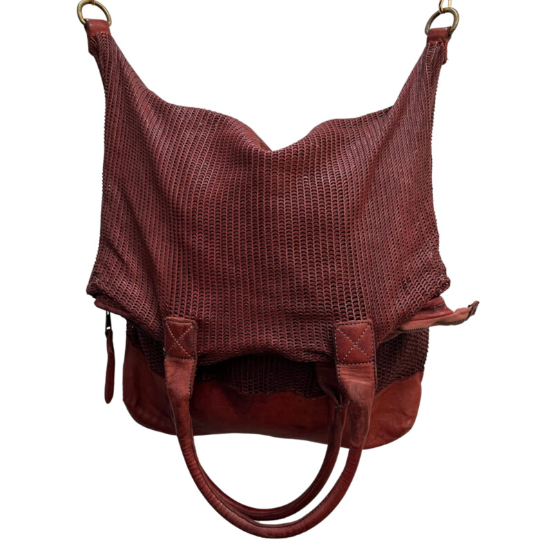 Giorgio Brato Foldover Tote/ Crossbody Handbag<br />
Now Trending!! Strikingly casual, strappy and gorgeous! This is, Giorgio Brato, in Bordeaux. Noteable, high quality Italian leather! Large, yet light, roomy for on flight! Take it and set off on an adventure!<br />
Missing crossbody strap, we have added a new one included with purchase<br />
One zippered inside pocket<br />
Now this is a bag!<br />
Width: 16.5 inches<br />
Length: 31inches<br />
Handle Drop: 8 inches