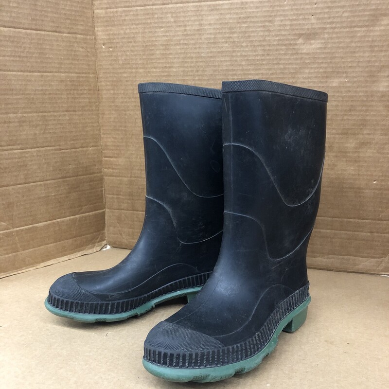 NN, Size: Youth 4, Item: Boots