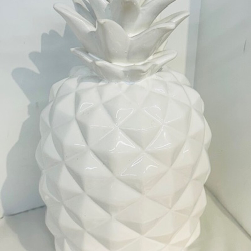 Ceramic Large Pineapple Apropos
White
Size: 8x24H