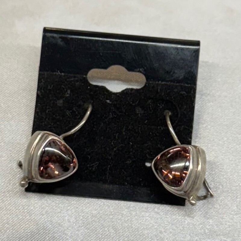 925 Brown Stone Earrings
Sterling Silver Brown Stone
Size: .5Triangle