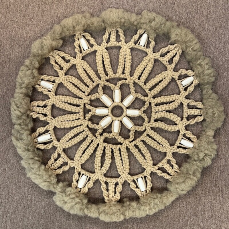 Round Macrame Wall Decor
Tan and White
Size: 29 Diameter