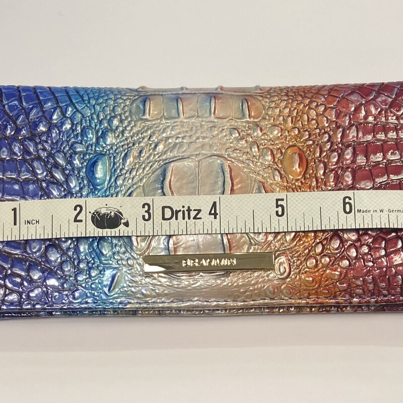 NWT Prp/blu/O Lthr Wallet
Prp/blu
Size: R $145