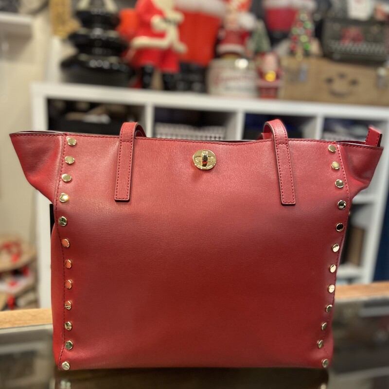 Rd/G Stud Lther Purse<br />
Red/G<br />
Size: R $328