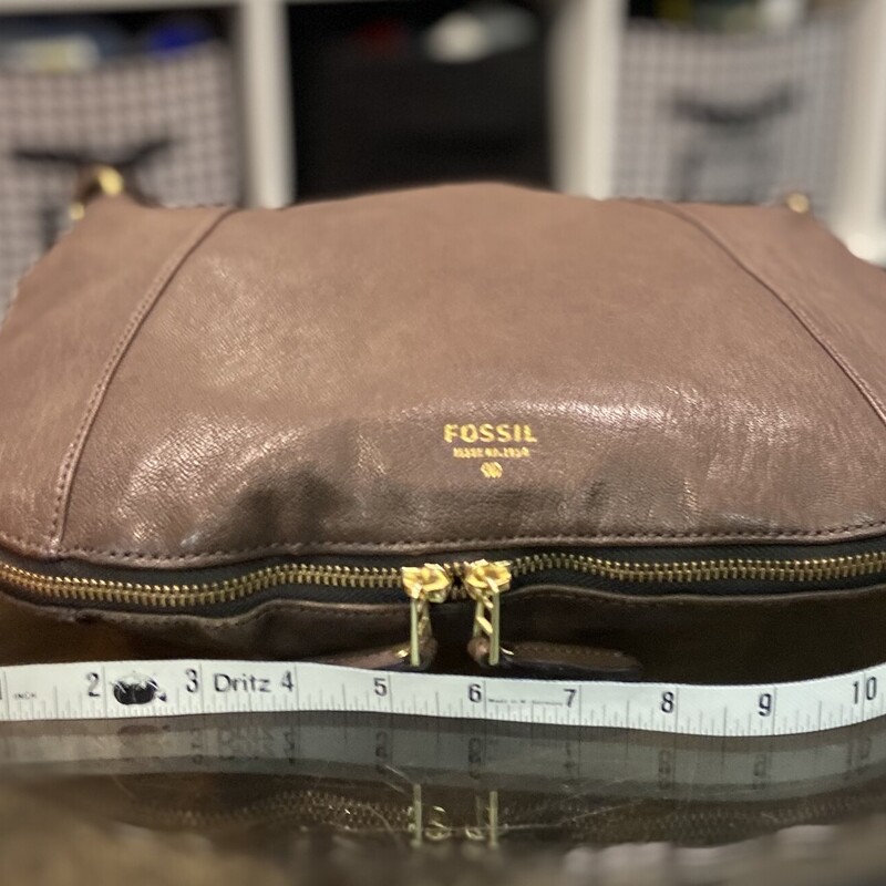 Brwn Lther Suede Purse<br />
Brown<br />
Size: Purse