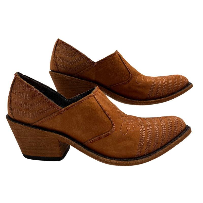 Liberty Black Barley Fields Booties<br />
Full-grain leather<br />
Zipper closure on interior<br />
Snip toe<br />
Leather lining<br />
Leather outsole<br />
2 1/2 western heel<br />
Color: Cognac<br />
Size: 8.5