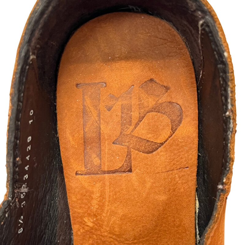 Liberty Black Barley Fields Booties<br />
Full-grain leather<br />
Zipper closure on interior<br />
Snip toe<br />
Leather lining<br />
Leather outsole<br />
2 1/2 western heel<br />
Color: Cognac<br />
Size: 8.5