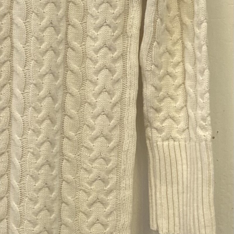 Crm Cable Sweater Dress<br />
Cream<br />
Size: Medium