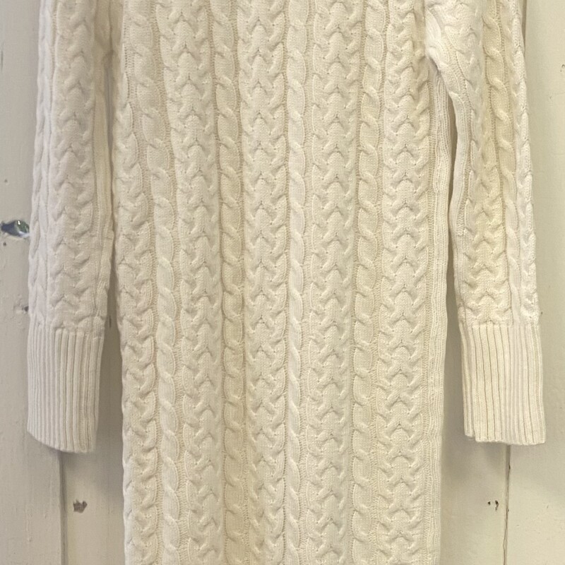 Crm Cable Sweater Dress<br />
Cream<br />
Size: Medium