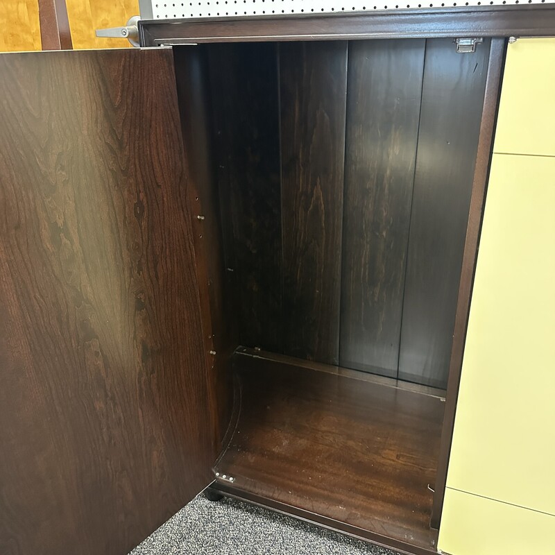 Mid Century Modern Style Sideboard, Wood<br />
Size: 78x22x40