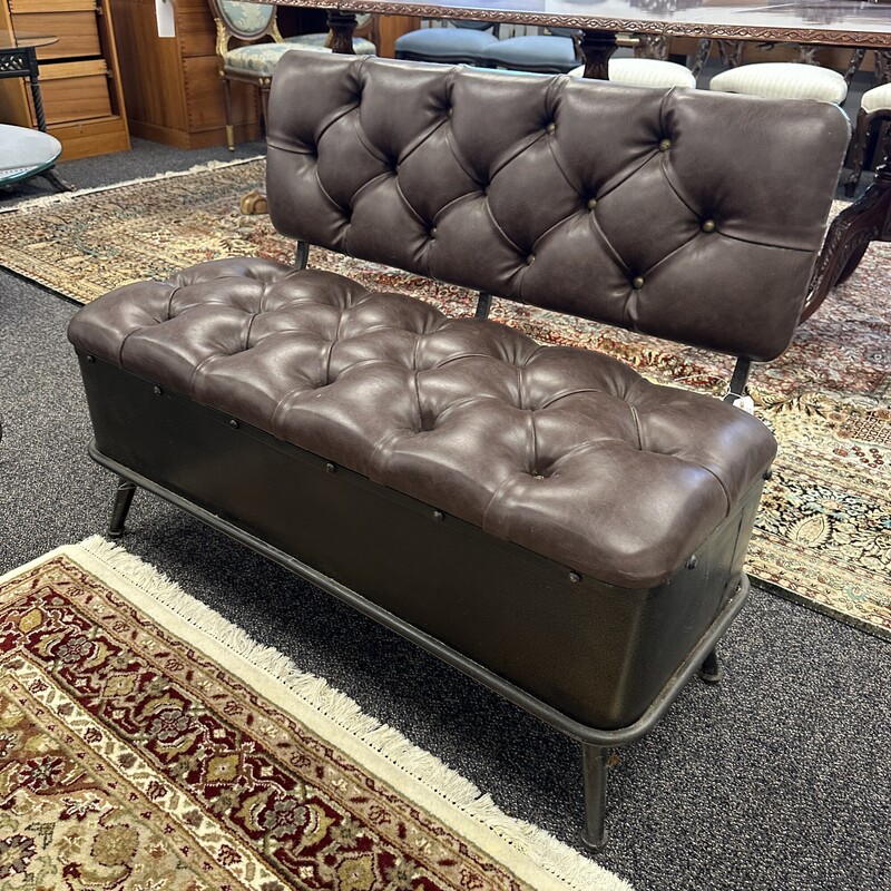 Tufted Leather Bench, Brown
Size: 40in L