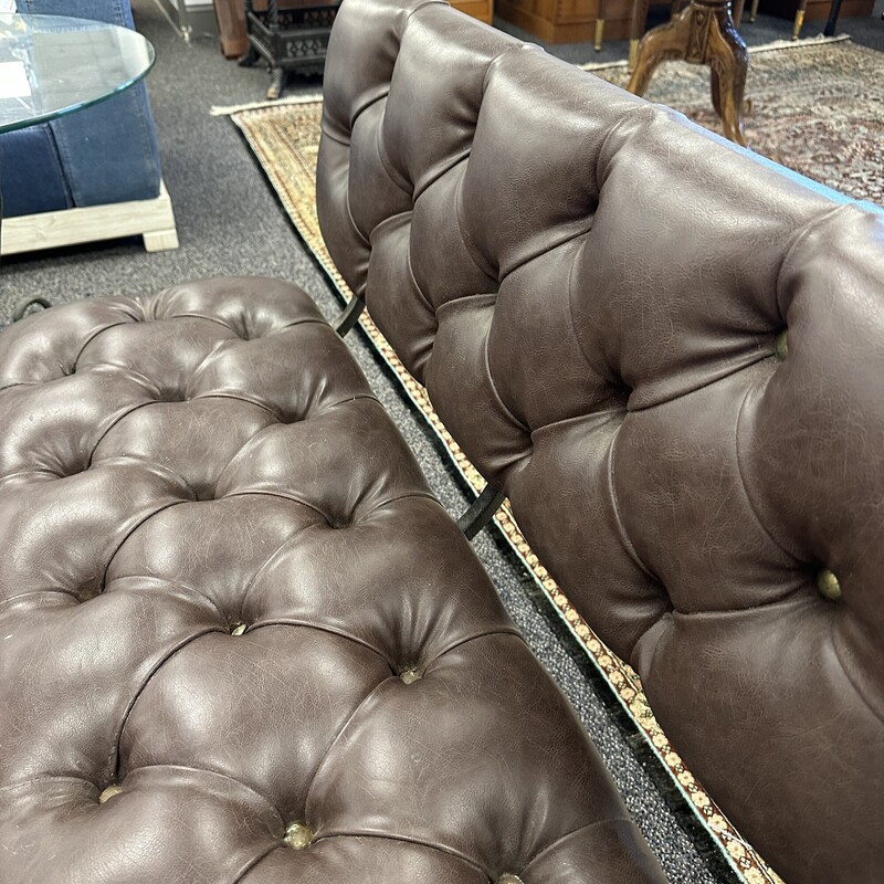 Tufted Leather Bench, Brown
Size: 40in L