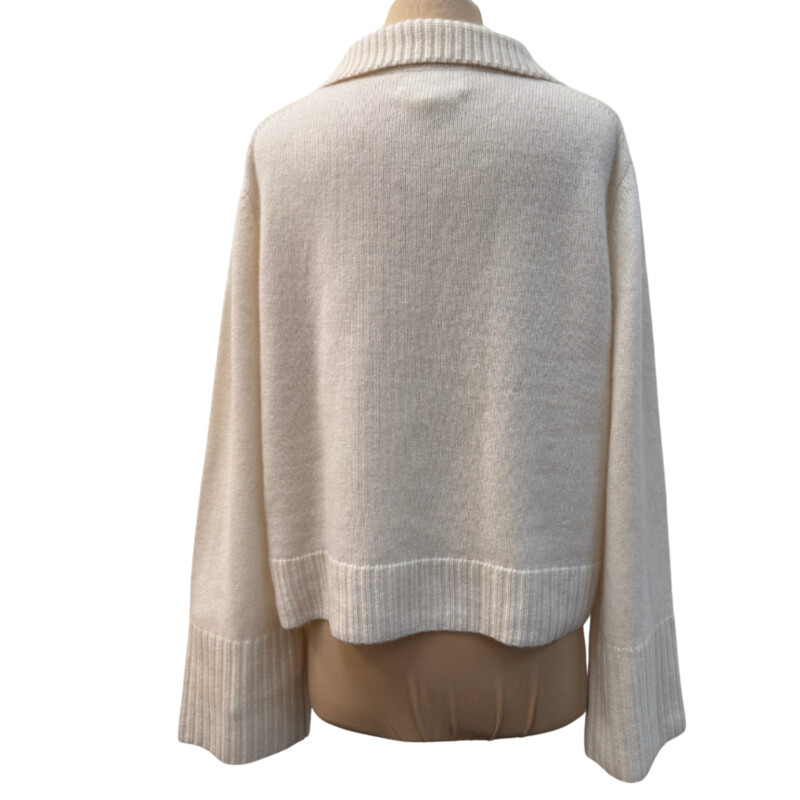 NWOT Bailey 44 Cashmere Sweater<br />
Color:  Winter<br />
Size: XL