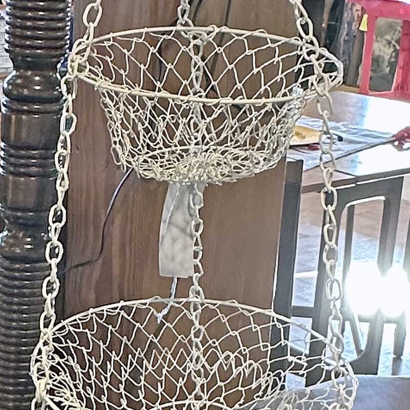 Metal Veggie Basket 3 Tie