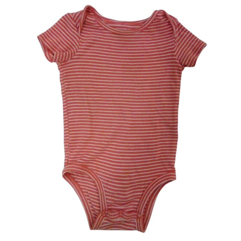 Onesie: Orange Stripes, Boy, Size: 6/9m

Located at Pipsqueak Resale Boutique inside the Vancouver Mall, Suite 230, (upstairs between Round 1 and Golds Gym) or online at: #pipsqueakresale

All items are photographed prior to being steamed. Cross posted, items are located at #PipsqueakResaleBoutique, payments accepted: cash, paypal & credit cards. Any flaws will be described in the comments. More pictures available with link above. Local pick up available at the #VancouverMall, tax will be added (not included in price), shipping available (not included in price, *Clothing, shoes, books & DVDs for $6.99; please contact regarding shipment of toys or other larger items), item can be placed on hold with communication, message with any questions. Join Pipsqueak Resale - Online to see all the new items! Follow us on IG @pipsqueakresale & Thanks for looking! Due to the nature of consignment, any known flaws will be described; ALL SHIPPED SALES ARE FINAL. All items are currently located inside Pipsqueak Resale Boutique as a store front items purchased on location before items are prepared for shipment will be refunded.

#resalerocks #shopsmall #pipsqueakresale #shopvanmall #vancouverwa #portland #reusereducerecycle #fashiononabudget #chooseused #consignment #savemoney #shoplocal #weship  #shopvanmall #vancouvermall #vancouver #vancouverwashington #keepusopen #shoplocalonline #resale #resaleboutique #mommyandme #minime #fashion #reseller #usedclothing #usedtoys #secondhand #consign #store #clothes #womensclothes #kidsclothes #shopvancouvermall