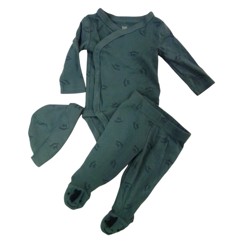 3pc Set PJs: Blue Dino, Boy, Size: 3m
1 hat. 1 onesie, 1 pants

Located at Pipsqueak Resale Boutique inside the Vancouver Mall, Suite 230, (upstairs between Round 1 and Golds Gym) or online at: #pipsqueakresale

All items are photographed prior to being steamed. Cross posted, items are located at #PipsqueakResaleBoutique, payments accepted: cash, paypal & credit cards. Any flaws will be described in the comments. More pictures available with link above. Local pick up available at the #VancouverMall, tax will be added (not included in price), shipping available (not included in price, *Clothing, shoes, books & DVDs for $6.99; please contact regarding shipment of toys or other larger items), item can be placed on hold with communication, message with any questions. Join Pipsqueak Resale - Online to see all the new items! Follow us on IG @pipsqueakresale & Thanks for looking! Due to the nature of consignment, any known flaws will be described; ALL SHIPPED SALES ARE FINAL. All items are currently located inside Pipsqueak Resale Boutique as a store front items purchased on location before items are prepared for shipment will be refunded.

#resalerocks #shopsmall #pipsqueakresale #shopvanmall #vancouverwa #portland #reusereducerecycle #fashiononabudget #chooseused #consignment #savemoney #shoplocal #weship  #shopvanmall #vancouvermall #vancouver #vancouverwashington #keepusopen #shoplocalonline #resale #resaleboutique #mommyandme #minime #fashion #reseller #usedclothing #usedtoys #secondhand #consign #store #clothes #womensclothes #kidsclothes #shopvancouvermall