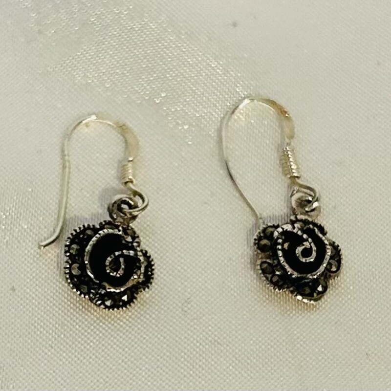 925 Marcasite Flower Dangle Earrings
Silver Size: Small