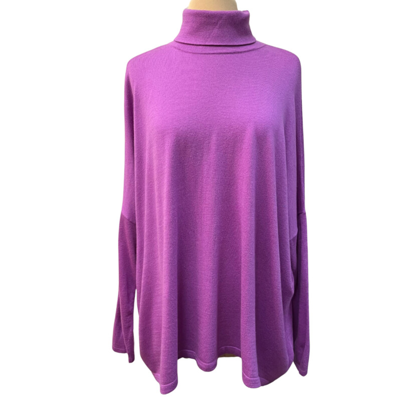 Lou&Gray Sweater<br />
Turtleneck with Dolman Sleeves<br />
Cashmere Blend<br />
Color: Orchid<br />
Size: Medium