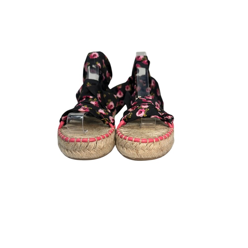 Prada Rose Wrap Espadrille Wrap Sandals

Size 36.5

In vey good condition. Some marks on soles

Comes with the original box. No dust bag.