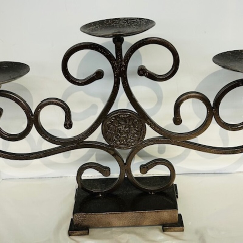 Metal Scroll On Stand Candleholder
Brown
Size: 5 x 20 x 13H