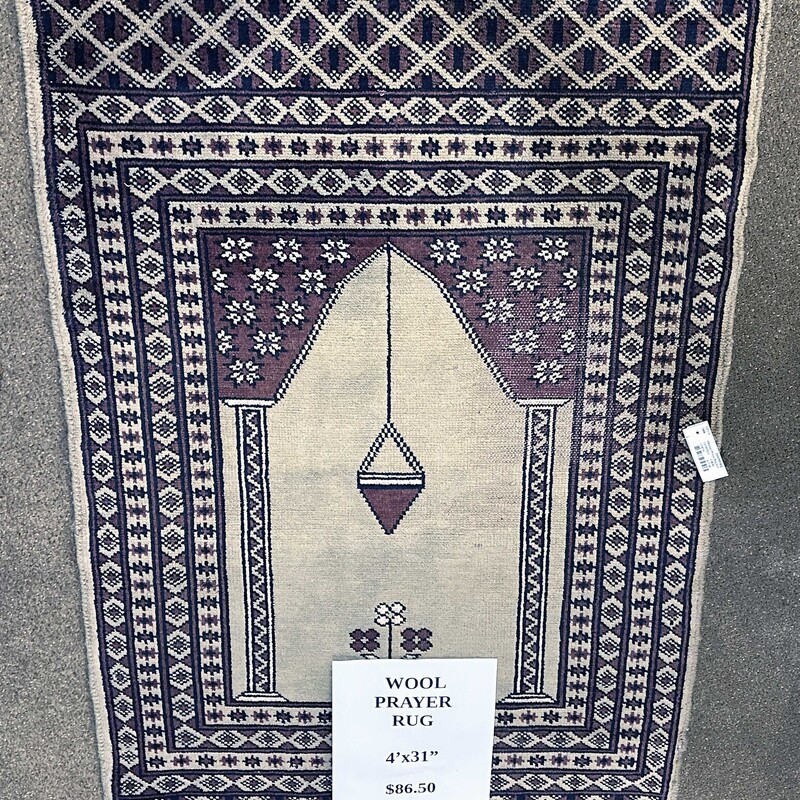 Handwoven Prayer Rug
4 Ft x 31 In.