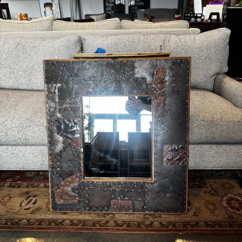 Copper And Wood Mirror<br />
<br />
Size: 32x29