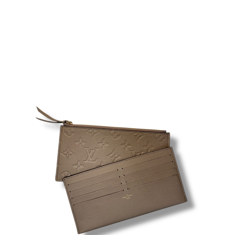 Louis Vuitton Felicie Wallets Turtle Dove

Date Code: Chipped

Dimensions:
7.5in X 3.75in x .1in

In very good condition.

Does not come with the original dust bag or box.