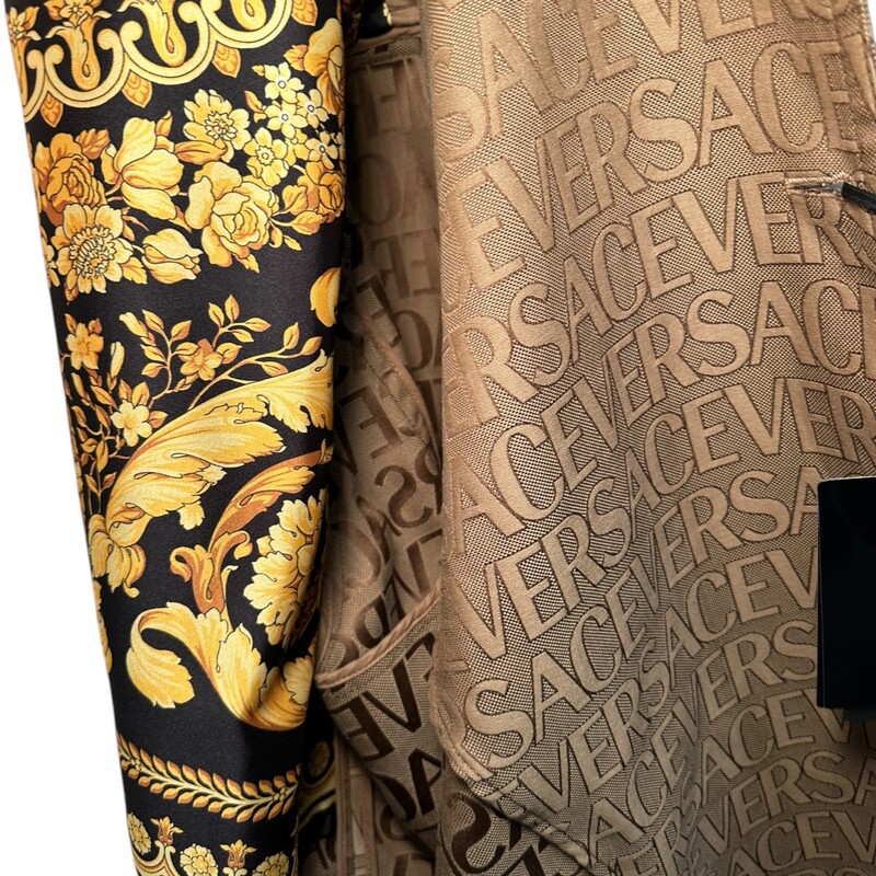 Versace Jacquard Long Coat<br />
Beige<br />
 Size: 52<br />
New With Tags