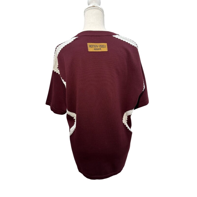 Louis Vuitton Intarsia Shirt<br />
 Maroon<br />
 Size: Medium<br />
In very good condition.