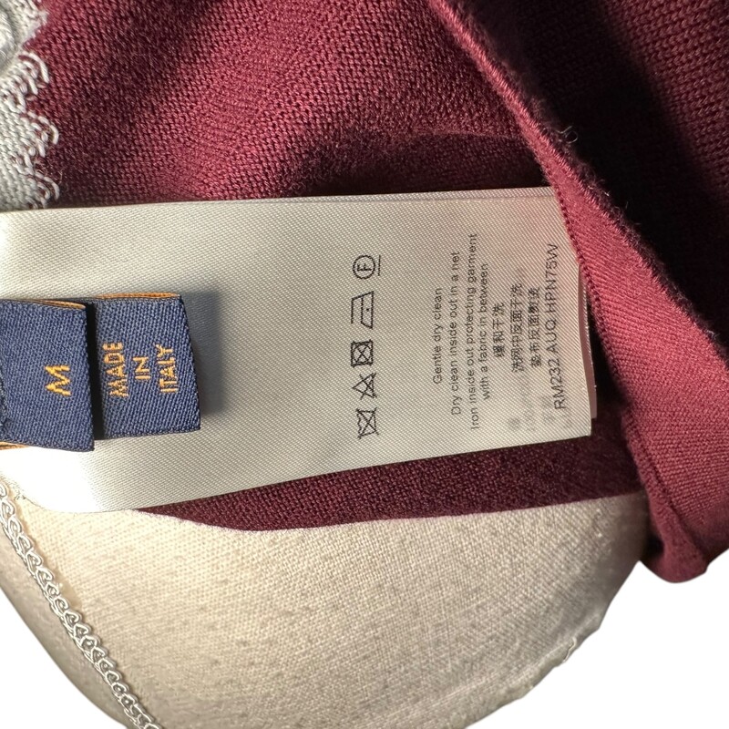 Louis Vuitton Intarsia Shirt<br />
 Maroon<br />
 Size: Medium<br />
In very good condition.