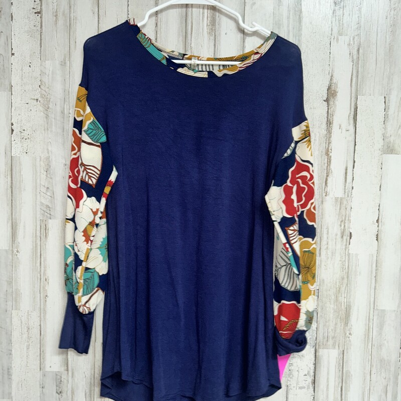 M Navy Floral Sleeve Top