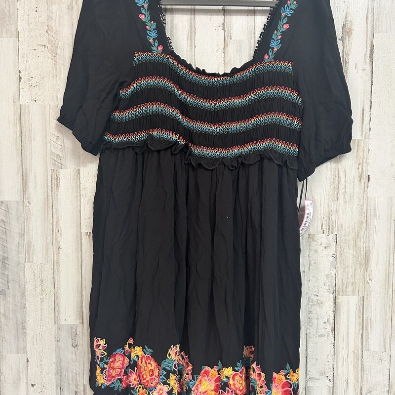 L Black Smock Embroider D