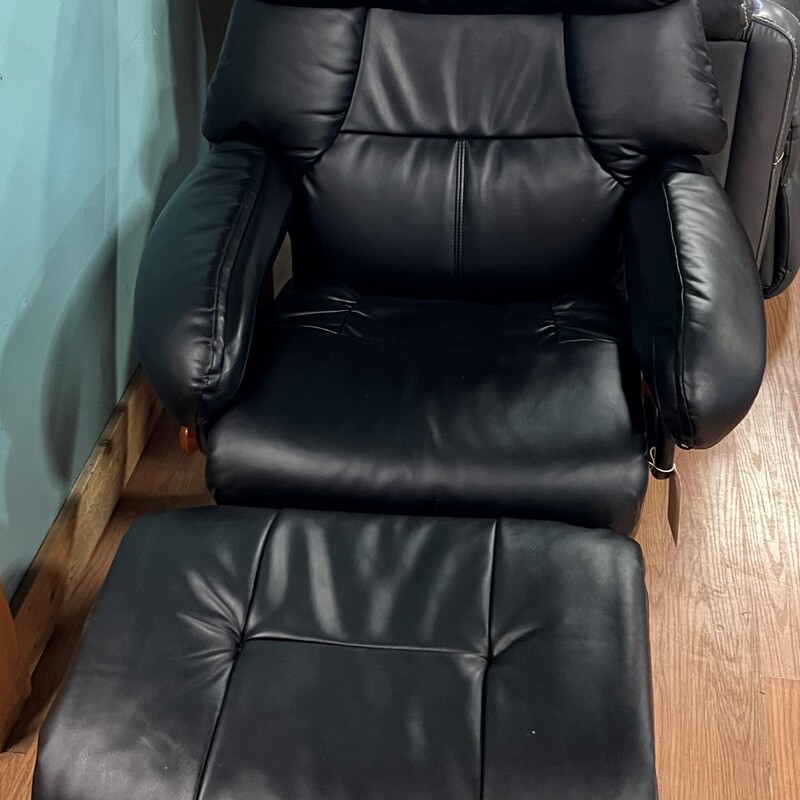 SEI Bonded Lthr Recliner, Black, w/Ottoman