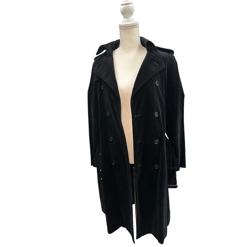 Saint Laurent Belted Trench Coat
 Black
Size: 40
In very good condition.