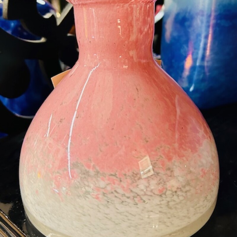 Blown Flat Bottom Round Vase
Pink White Size: 5.5 x 6H