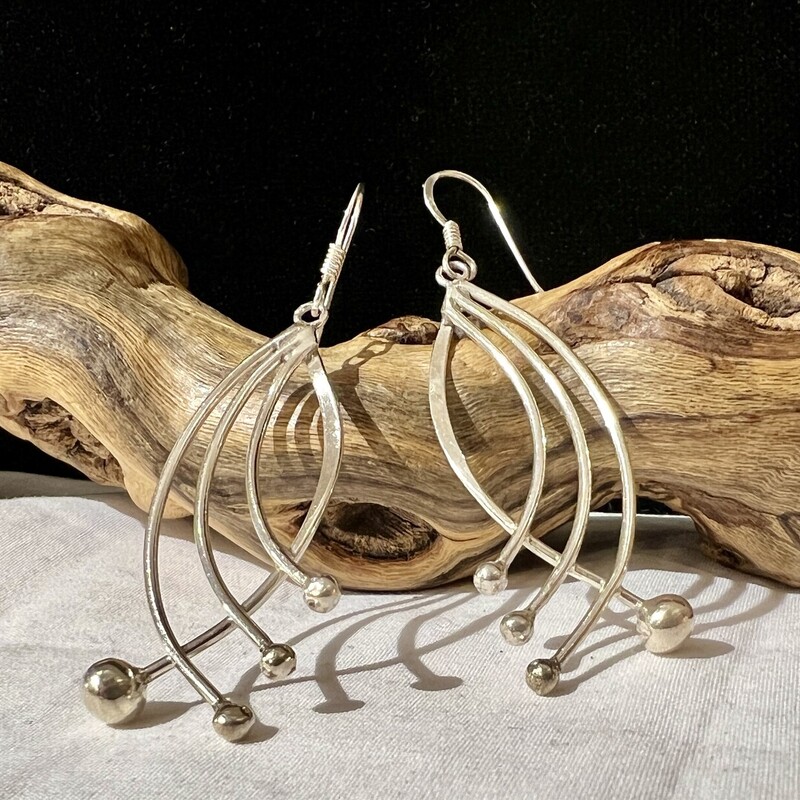 Sterling curves & balls earrings